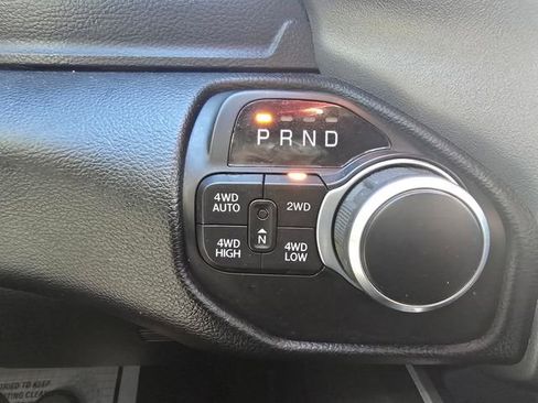 Used 2021 RAM 1500 Big Horn image 16