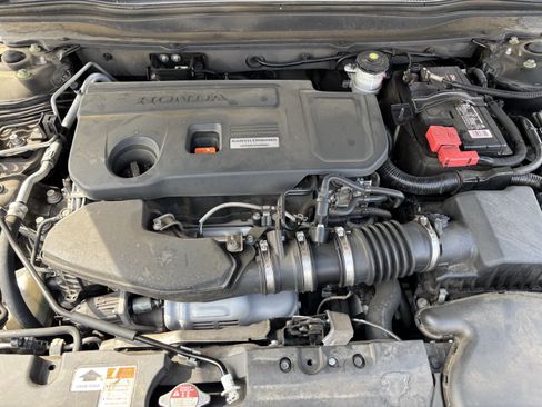 Used 2020 Honda Accord Touring image 36