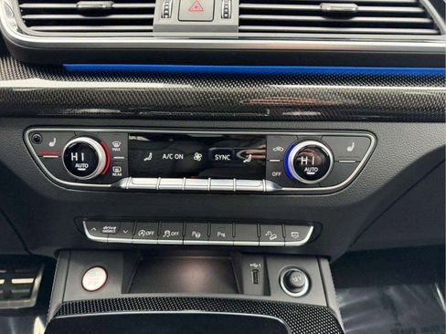 Certified 2024 Audi SQ5 Prestige w/ Prestige Package image 15