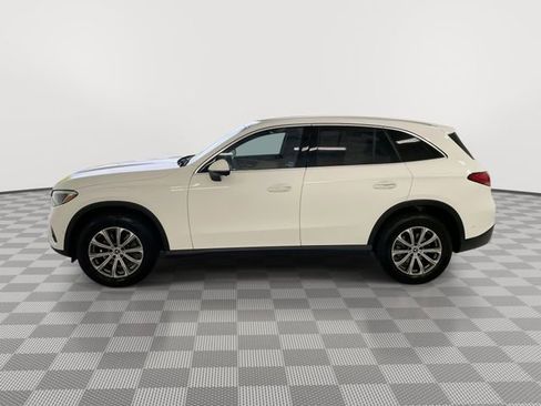 Used 2025 Mercedes-Benz GLC 300 4MATIC image 6