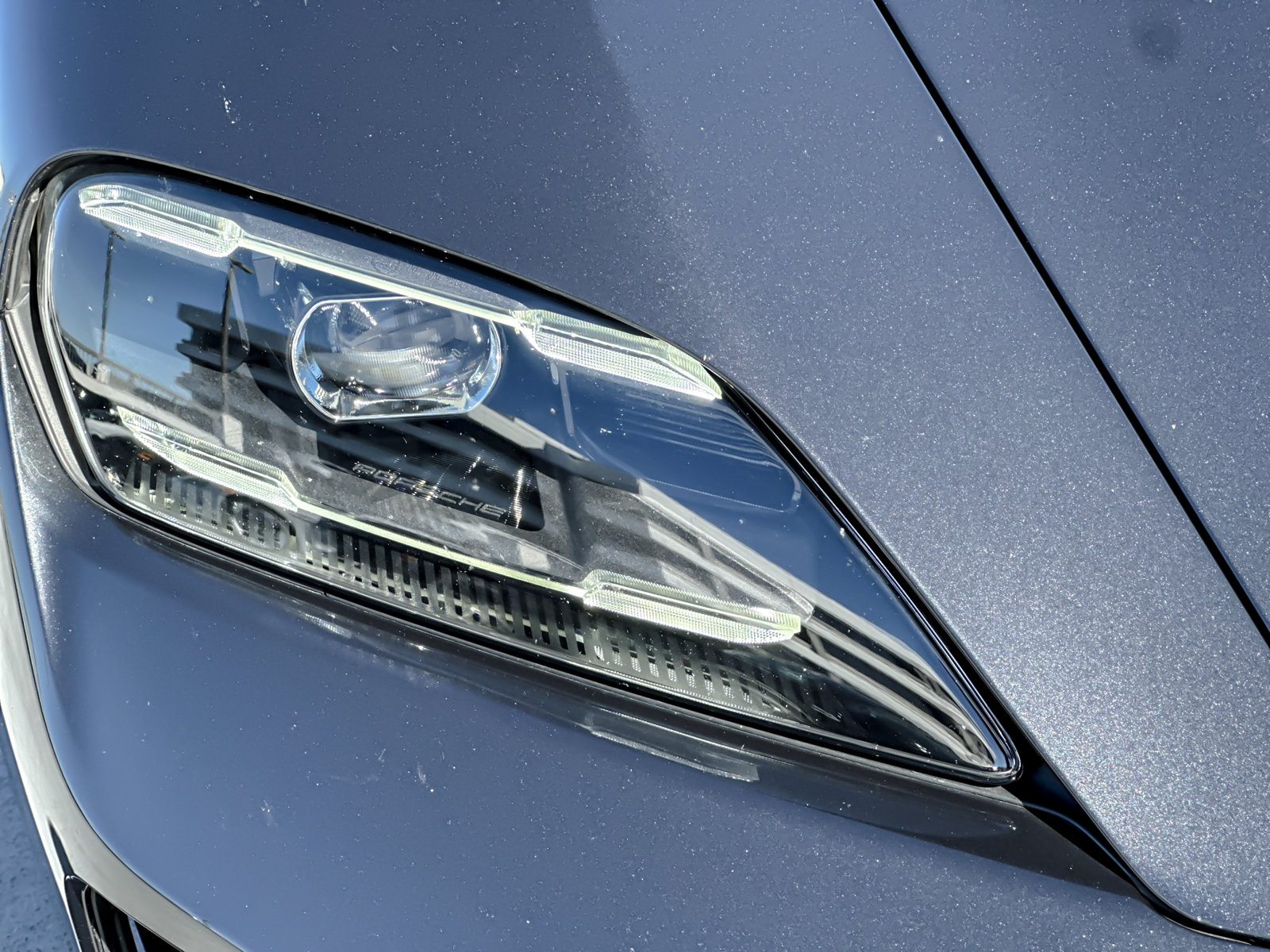 Certified 2025 Porsche Taycan 4S AWD/4WD image 32