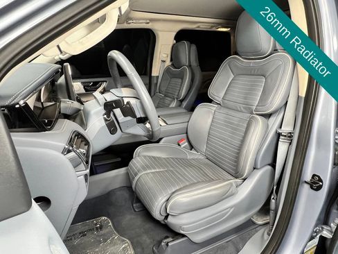 Used 2024 Lincoln Navigator Black Label AWD/4WD image 7