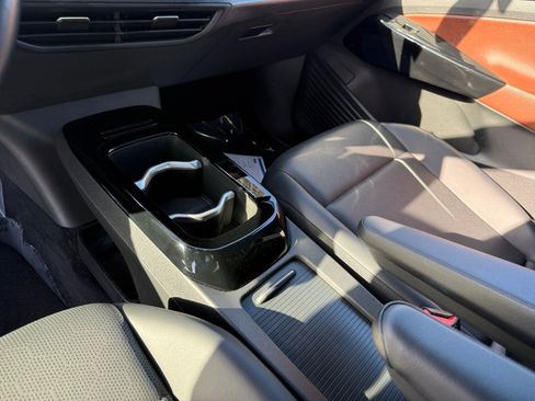 Certified 2022 Volkswagen ID.4 Pro S image 13