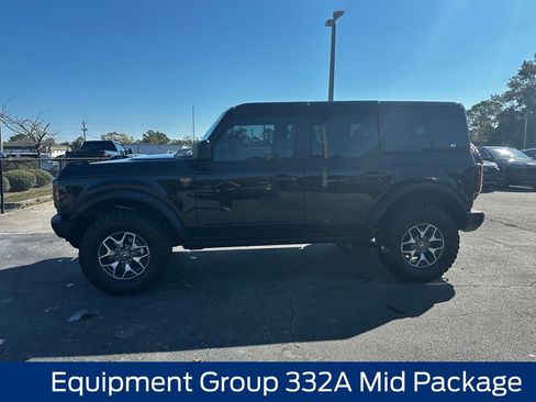 New 2025 Ford Bronco Badlands image 2