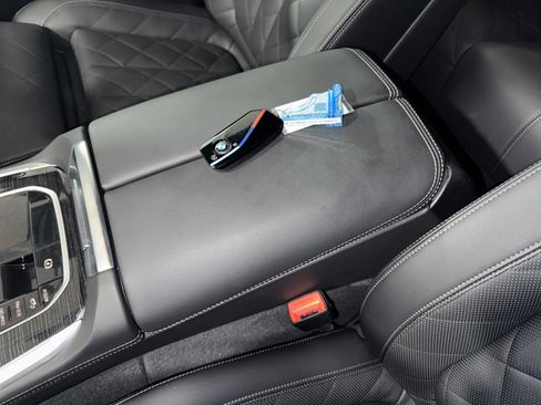 Certified 2025 BMW X5 M60i image 29