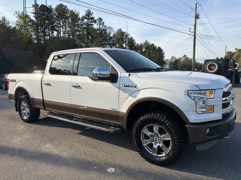 Used 2016 Ford F150 Lariat image 3