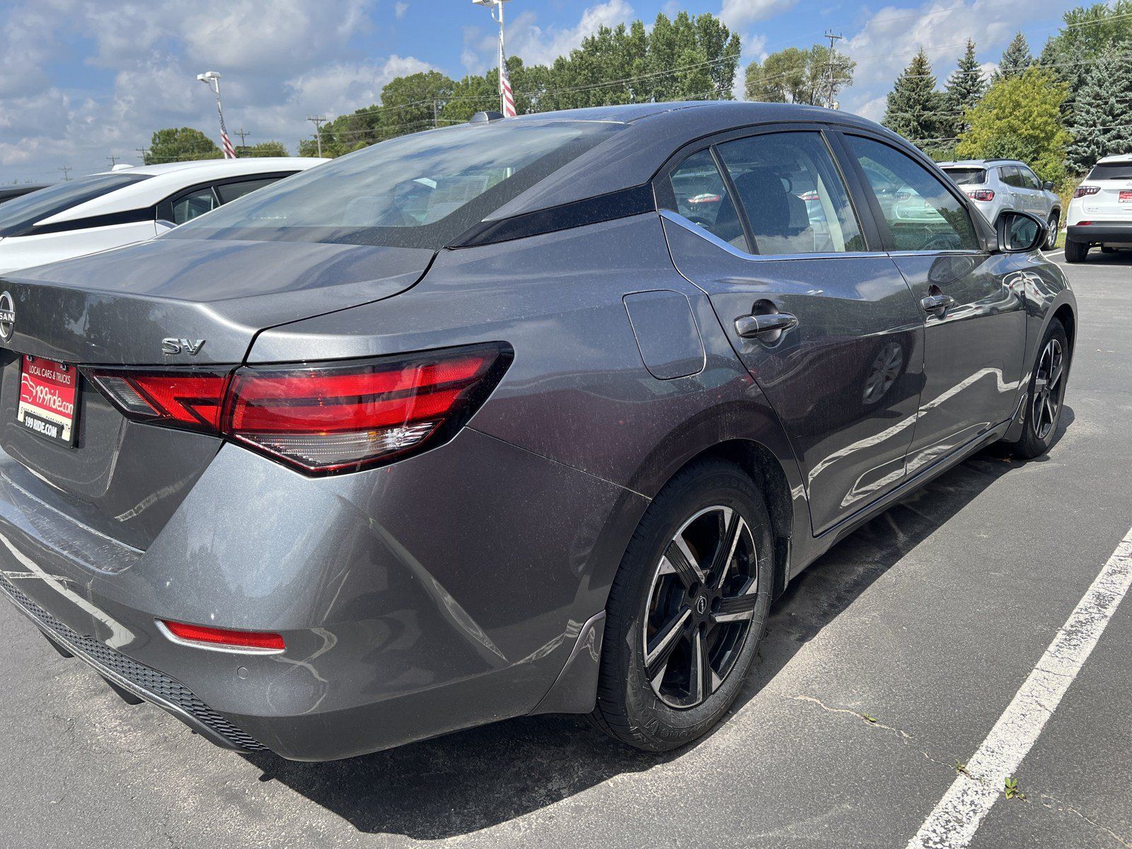 Used 2024 Nissan Sentra SV FWD image 4