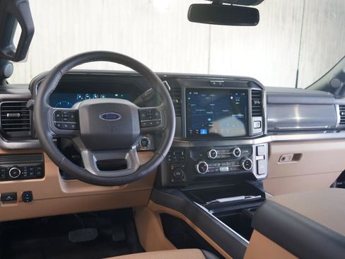 Used 2025 Ford F250 Lariat w/ Chrome Package AWD/4WD image 11