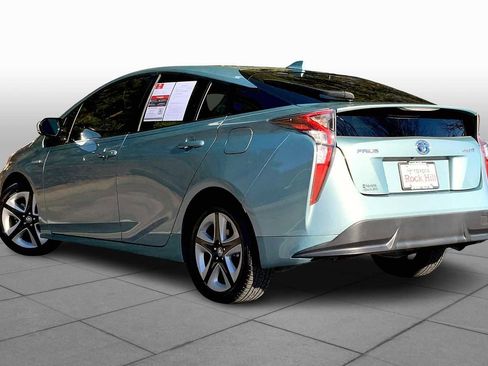 Used 2016 Toyota Prius Three Touring image 11