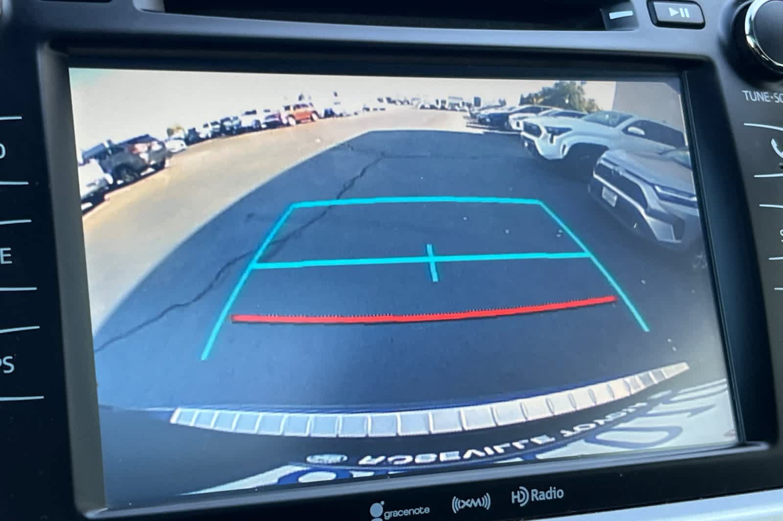 Used 2018 Toyota Highlander XLE FWD image 23