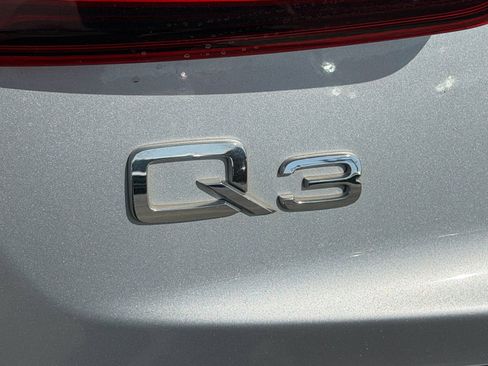 Used 2016 Audi Q3 2.0T Prestige w/ Prestige Package image 6