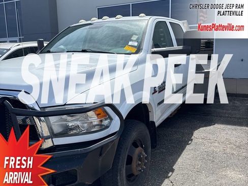 Used 2015 RAM 3500 Tradesman w/ Chrome Appearance Group image 5