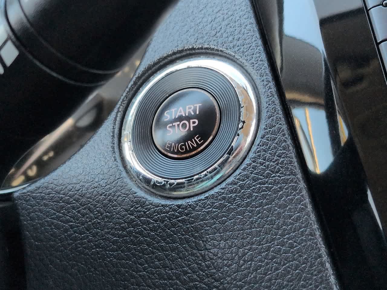 Used 2018 Nissan Rogue SV FWD image 26