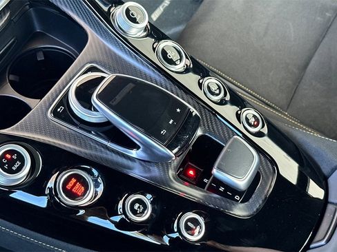 Used 2019 Mercedes-Benz AMG GT R image 22