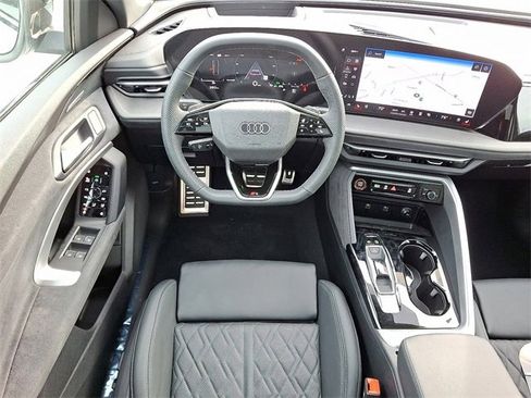 New 2025 Audi SQ5 Premium Plus image 7