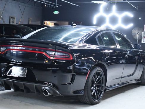 Used 2020 Dodge Charger Scat Pack w/ Dynamics Package RWD image 7