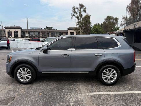 Used 2020 Kia Telluride LX FWD image 4