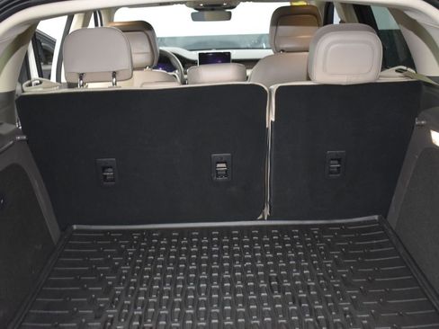 Certified 2022 Lincoln Corsair Reserve w/ Equipment Group 201A image 14