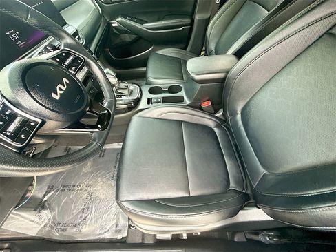 Used 2024 Kia Seltos SX image 20