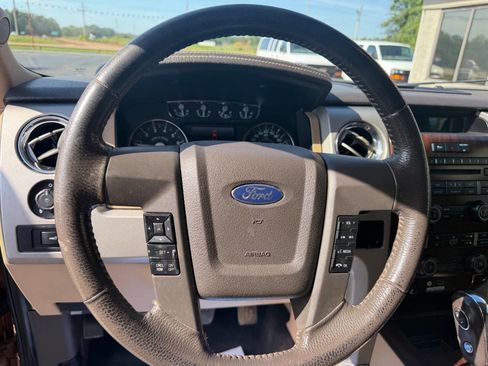 Used 2012 Ford F150 Lariat w/ Lariat Chrome Pkg AWD/4WD image 11
