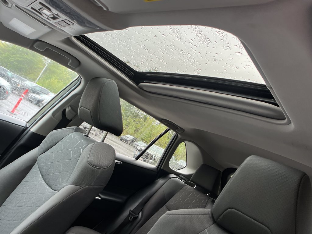Certified 2022 Toyota RAV4 XLE w/ Convenience Package AWD/4WD image 20
