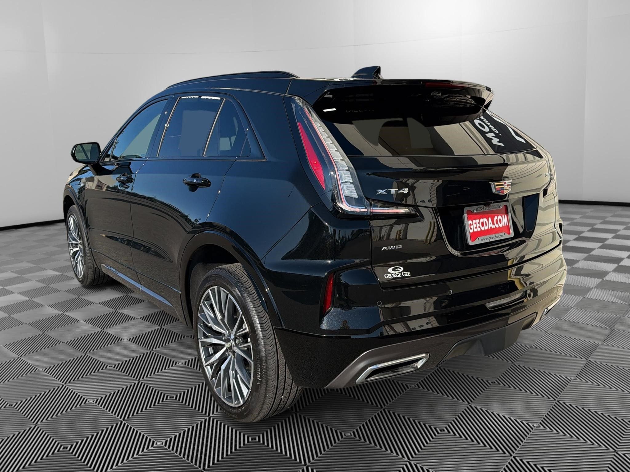Certified 2024 Cadillac XT4 Sport AWD/4WD image 7