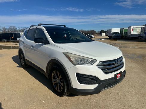 Used 2013 Hyundai Santa Fe Sport image 4
