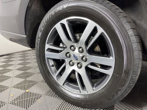 Used 2023 Ford Expedition Limited image 15