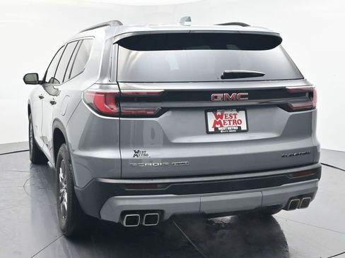 Used 2025 GMC Acadia Elevation image 29