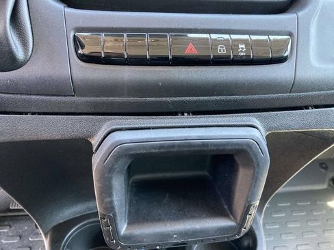 Used 2023 RAM ProMaster 2500 FWD image 24