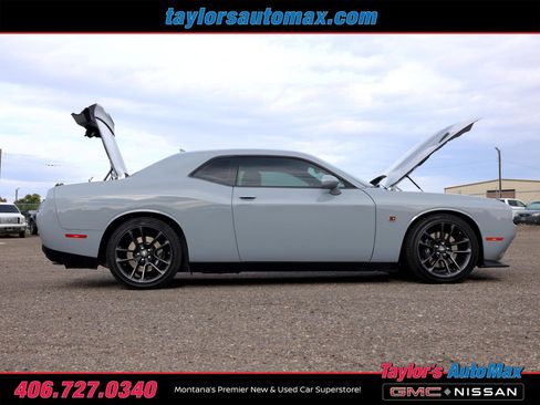 Used 2022 Dodge Challenger R/T Scat Pack image 26