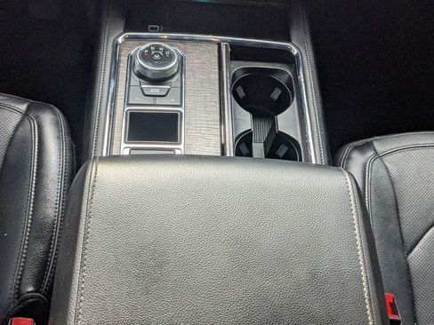 Used 2019 Ford Expedition Limited RWD image 21