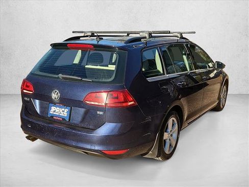 Used 2015 Volkswagen Golf TDI S image 5