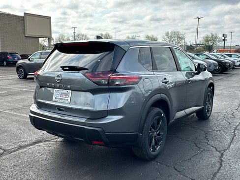 New 2026 Nissan Rogue SV AWD/4WD image 4