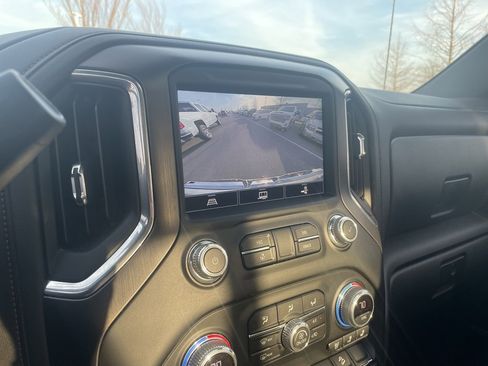 Used 2022 GMC Sierra 1500 AT4 w/ AT4 Premium Package image 17