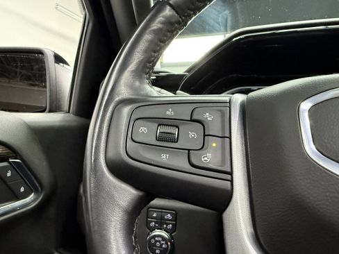 Used 2022 GMC Sierra 1500 Elevation w/ Preferred Package image 16