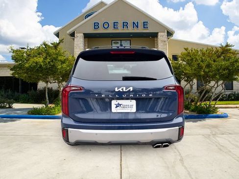 Used 2023 Kia Telluride S w/ S Sunroof Package FWD image 4