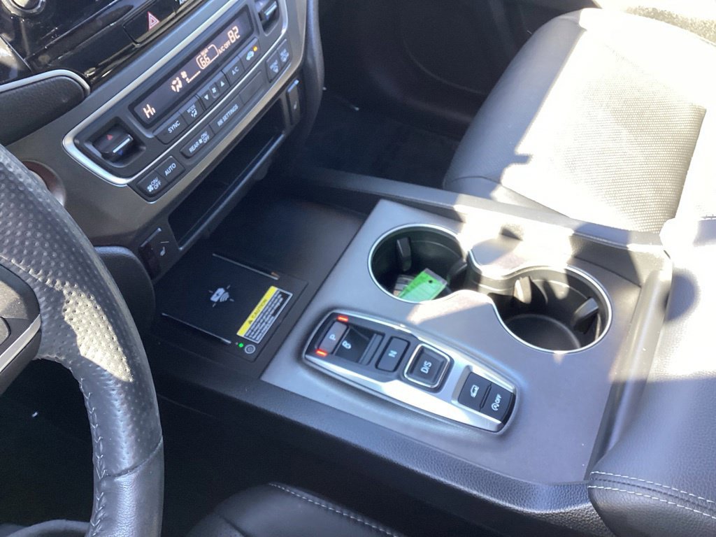 Used 2024 Honda Passport EX-L image 25