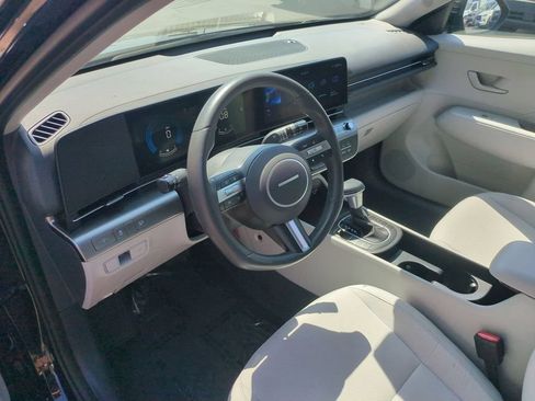Used 2025 Hyundai Kona SEL FWD image 15