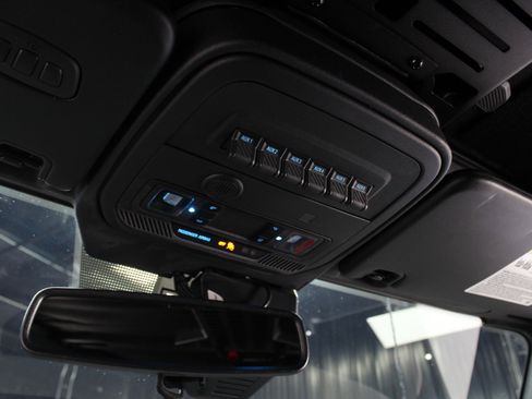 Used 2023 Ford Bronco Wildtrak AWD/4WD image 36