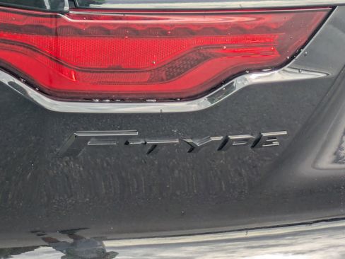 Used 2021 Jaguar F-TYPE R-Dynamic image 27