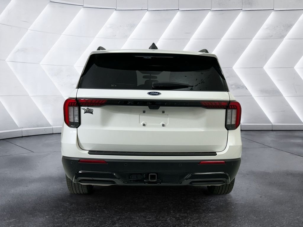 Used 2025 Ford Explorer ST-Line RWD image 5