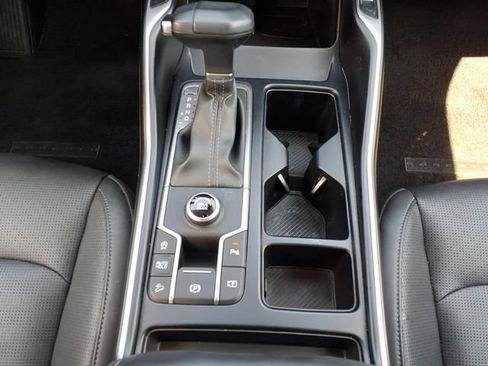Used 2025 Kia Sorento S w/ Panoramic Sunroof Package FWD image 14