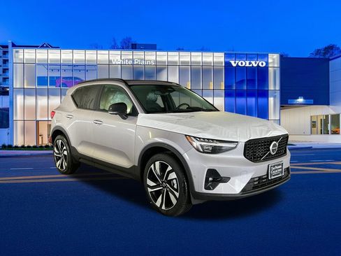 New 2026 Volvo XC40 B5 Ultra w/ Protection Package Premier AWD/4WD image 1