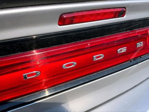 Used 2014 Dodge Charger SE RWD image 10