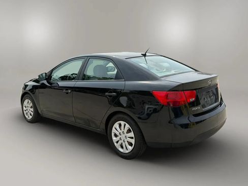 Used 2010 Kia Forte EX FWD image 7