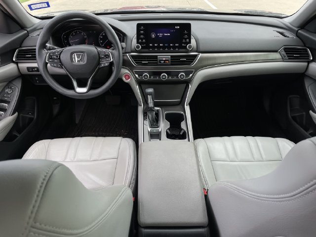 Used 2019 Honda Accord LX image 9