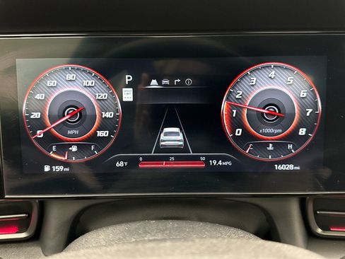 Used 2025 Hyundai Elantra N Line FWD image 13