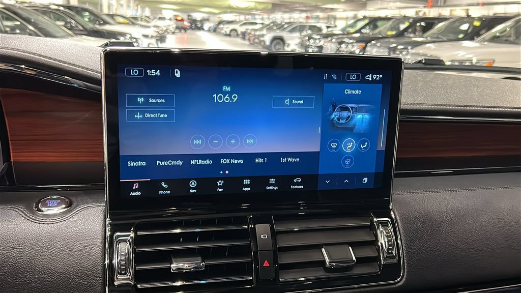 Certified 2022 Lincoln Navigator Reserve AWD/4WD image 18