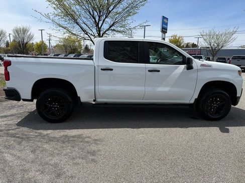 Used 2021 Chevrolet Silverado 1500 Custom Trail Boss w/ Safety Confidence Package AWD/4WD image 4